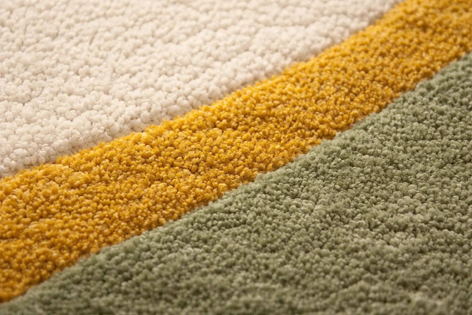 AR-005 | Abstract Modern Hand-Tufted Rug My Store