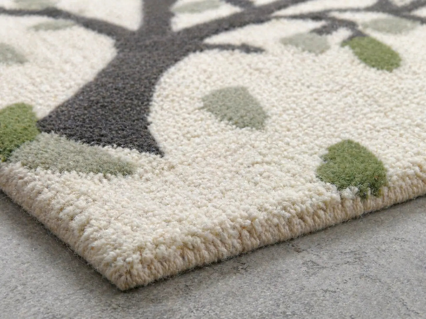 AR-009 | Tree Pattern Hand-Tufted Rug My Store