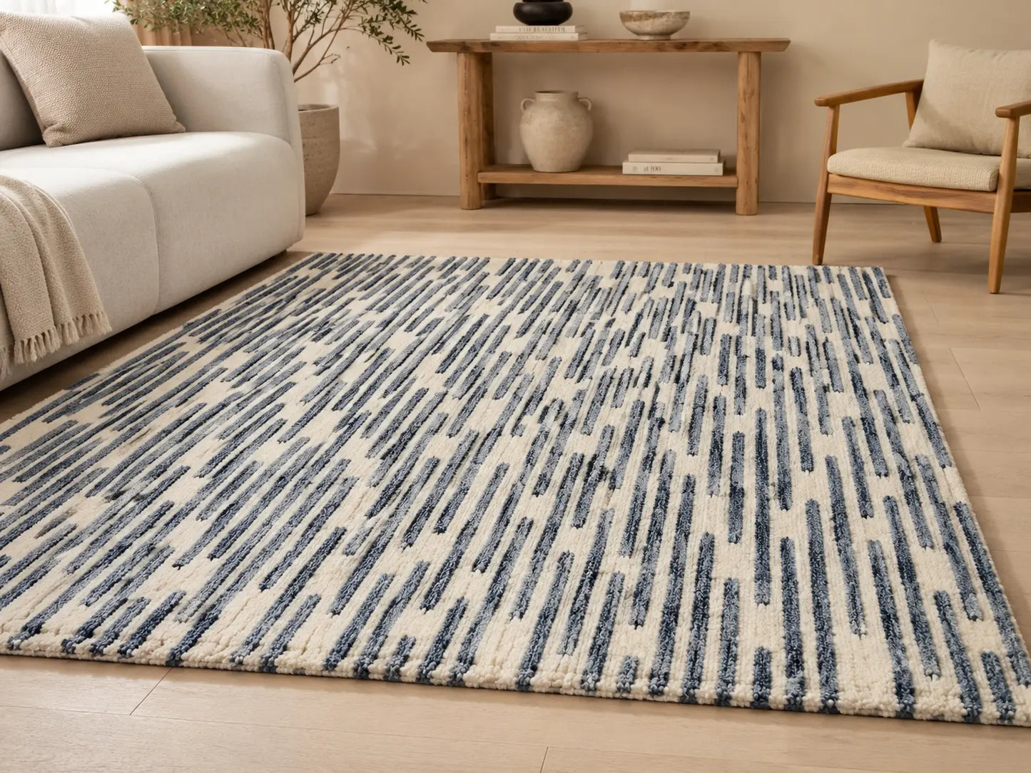 AR-016 | Linear Abstract Hand-Tufted Rug My Store