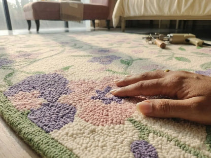 AR-012 | Floral Vine Hand-Tufted Rug My Store