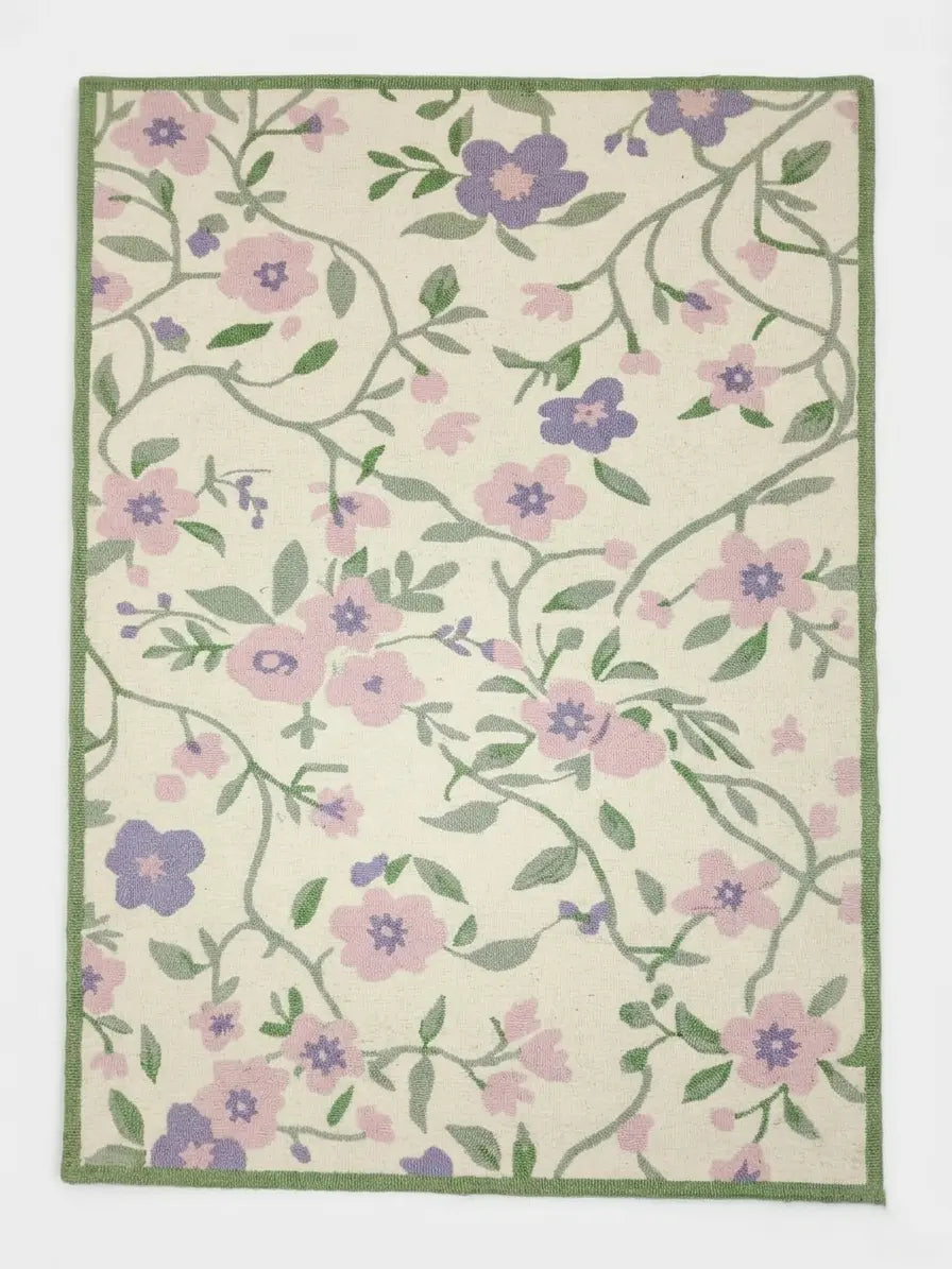 AR-012 | Floral Vine Hand-Tufted Rug My Store