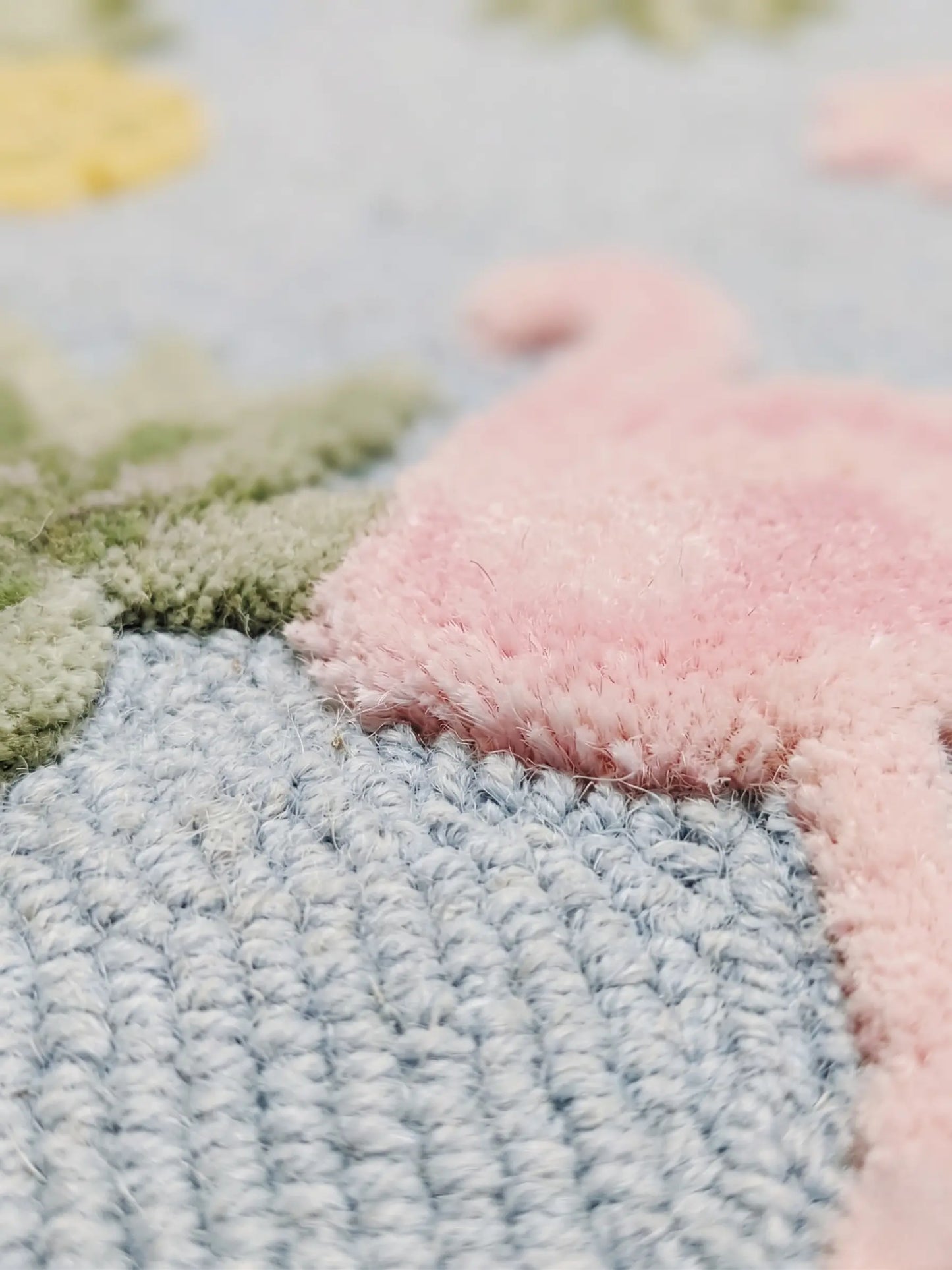 AR-008 | Floral Bird Hand-Tufted Rug My Store