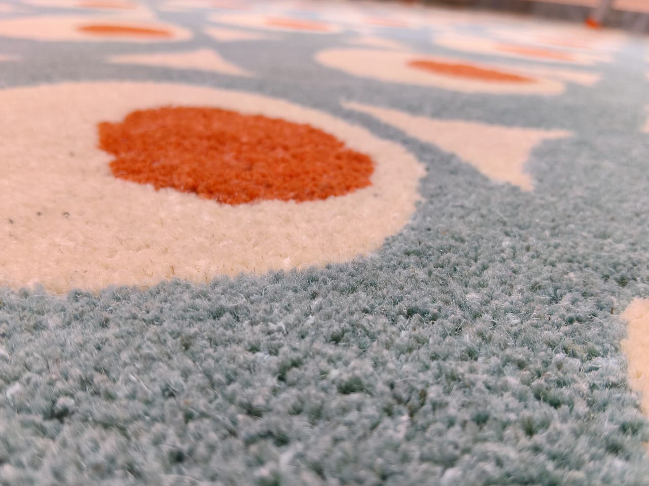 AR-013 | Modern Geometric Hand-Tufted Rug