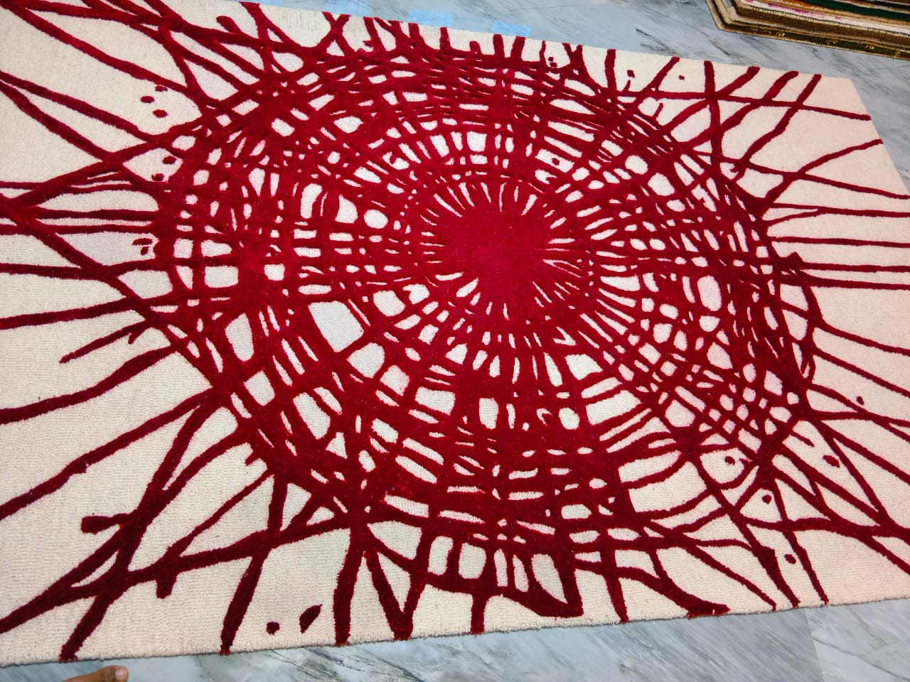 AR-014 | Scorpio Abstract Hand-Tufted Rug