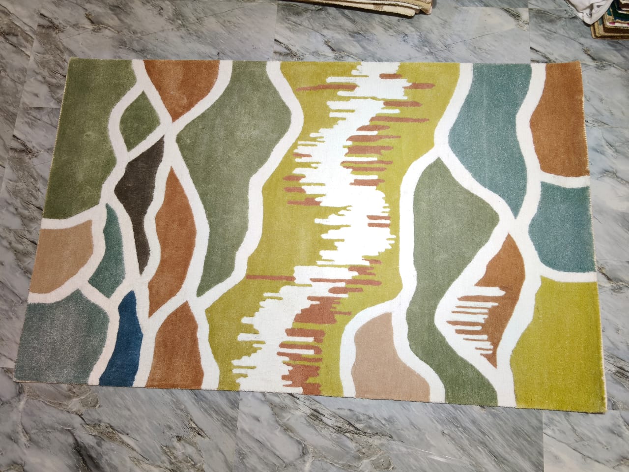 AR-005 | Abstract Modern Hand-Tufted Rug