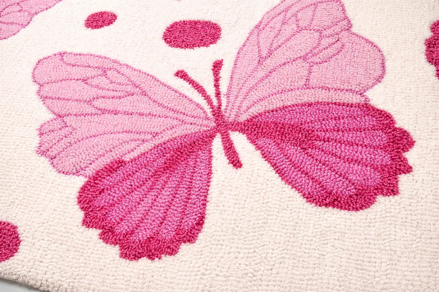AR-002 | Butterfly Pattern Hand-Tufted Rug My Store